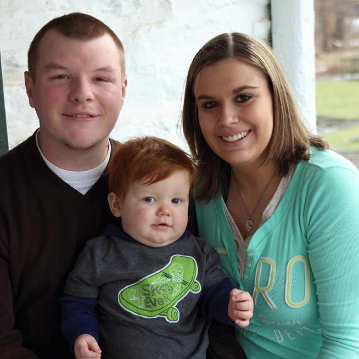 pawz_down19's profile picture. My theropist has four legs and a tail!  
My best friend is also my soul mate! I love you Ian! ❤