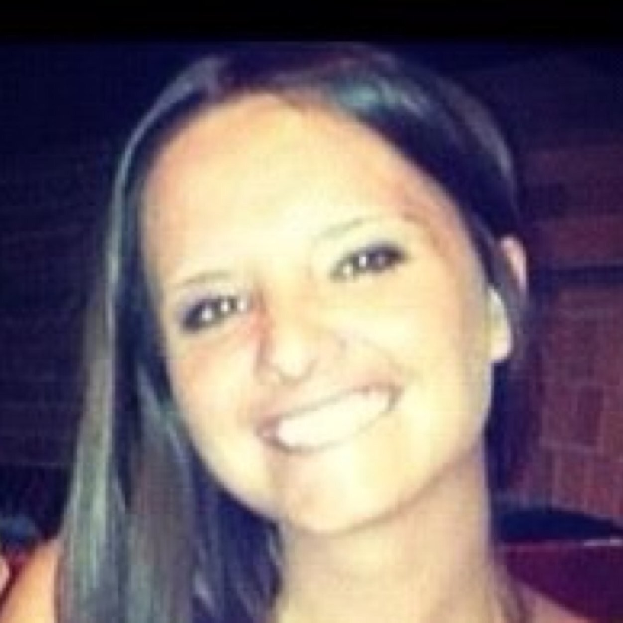 ems3456's profile picture. think happy. be happy.