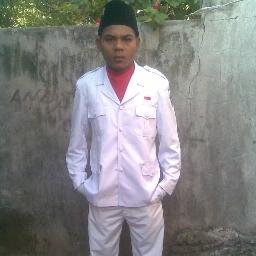demi masa depa.......... trepaksa kita di pisakan olh jarak dan waktu