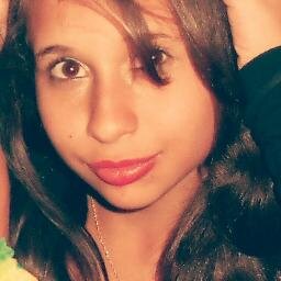 amo ficar o dia inteiro no twitter então segue pfv e indica @L_berttoln