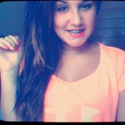 Cristiane_Tania's profile picture. Pra que olhos verdes  ? Se o vermelho dos meus olhos refletem do verde da natureza ! ♣★♧