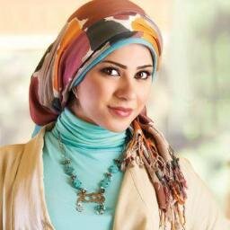 طـــــاب صباحكم والمســـــــاء حــــبيبتى و تغريدة و عطرك الياسمينى اغدق و فاح و 
   الشـــــــوق يعصـــف كالرياح و الكاس نادل يناج