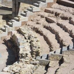 Fill d'Aquil.les i de Deidamia. (I net del rei d'Esciros)