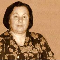 Annelerimiz's profile picture. Bak Geliyor Terlik!!