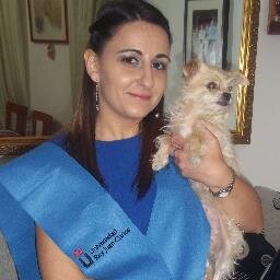 Estudiante de Magisterio Infantil. Monitora de Aerobic, de ocio y tiempo libre. PINCHE, MADRIDISTA por encima de todo. Adoro a Busta, Callejon, Higuain y Ramos