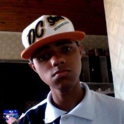 Meu Futebol , Faz De Min O Que Sou Hoje ; #Feliz , #Alegre & #Ousado sigam a linda da @stepetacular