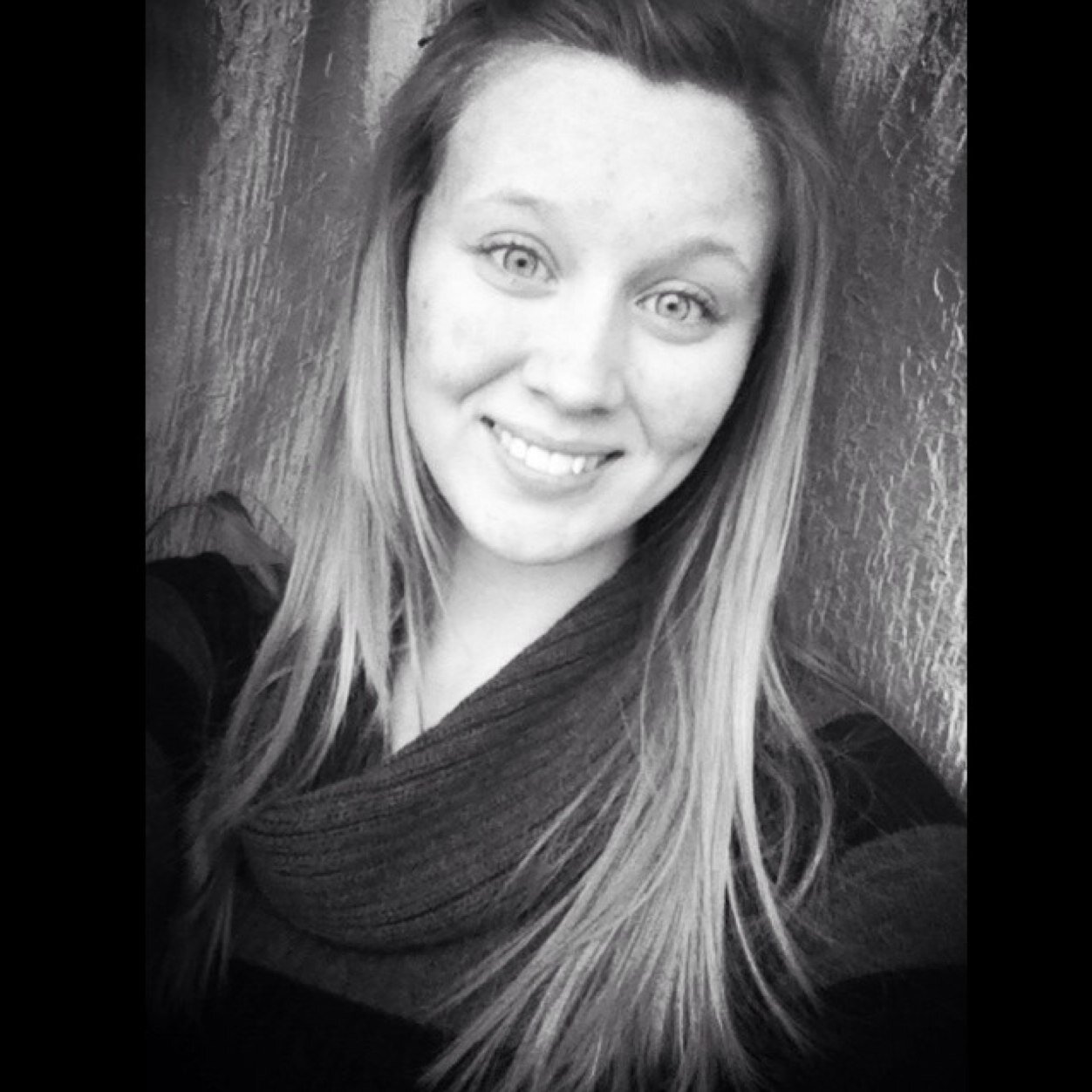 alexislynbills_'s profile picture. Im 17 years old and i live in indiana! I want to join the U.S Army and then go to Indiana University to become a dental hygienist :)