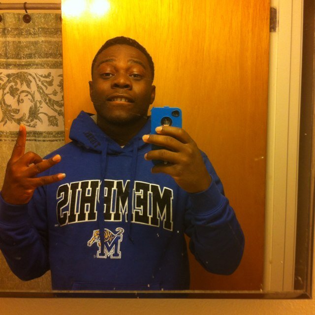 IF I AINT GOOD LUKN I BET MY BITCH IS #TeamFollowback #TeamIphone #TeamNoSleep #TeamGemini #TeamArmy