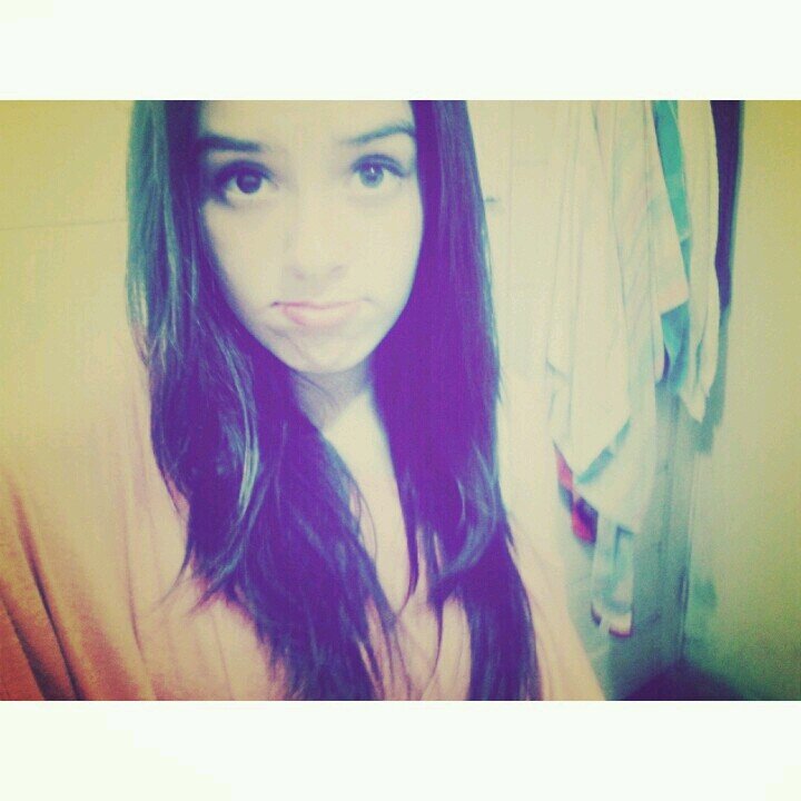 Andreea_ICONIc's profile picture. Hi my name is Andrea i'm latin girl I'm belieber directioner mahomies jonatic 2beoners I'm dancer model I speak english and spanish