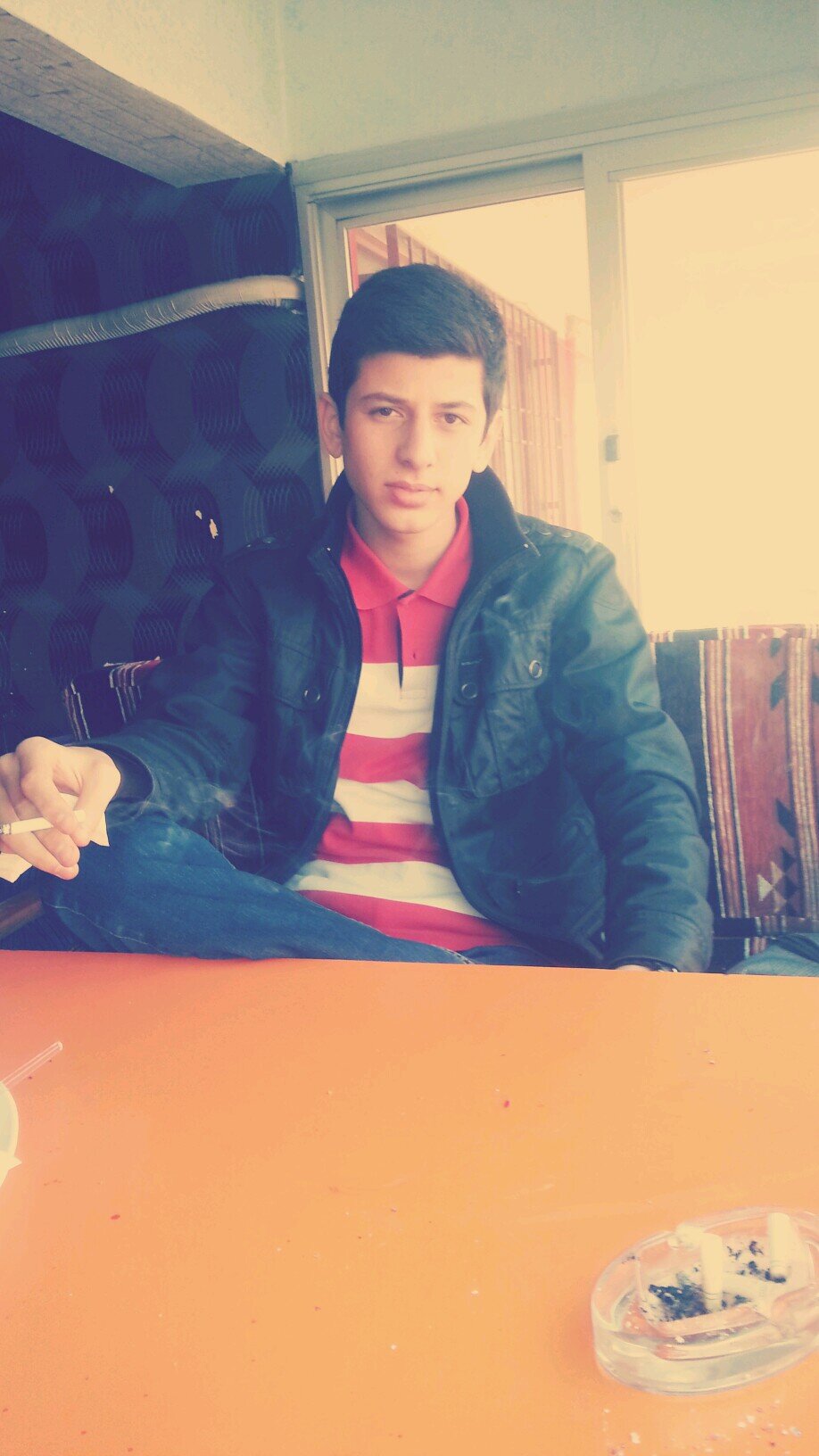 Enes3928's profile picture. Umutla baktığın o yarınları elinden almasınıda bilirim de duâ et mutlusun.