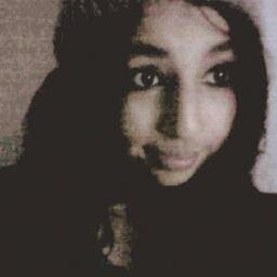Follow me :333 et abonne toi sur mon facebook.