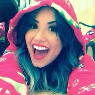 Ta source Twitter Sur les stars tel que Demi Lovato ou Selena Gomez Ou les One Direction
