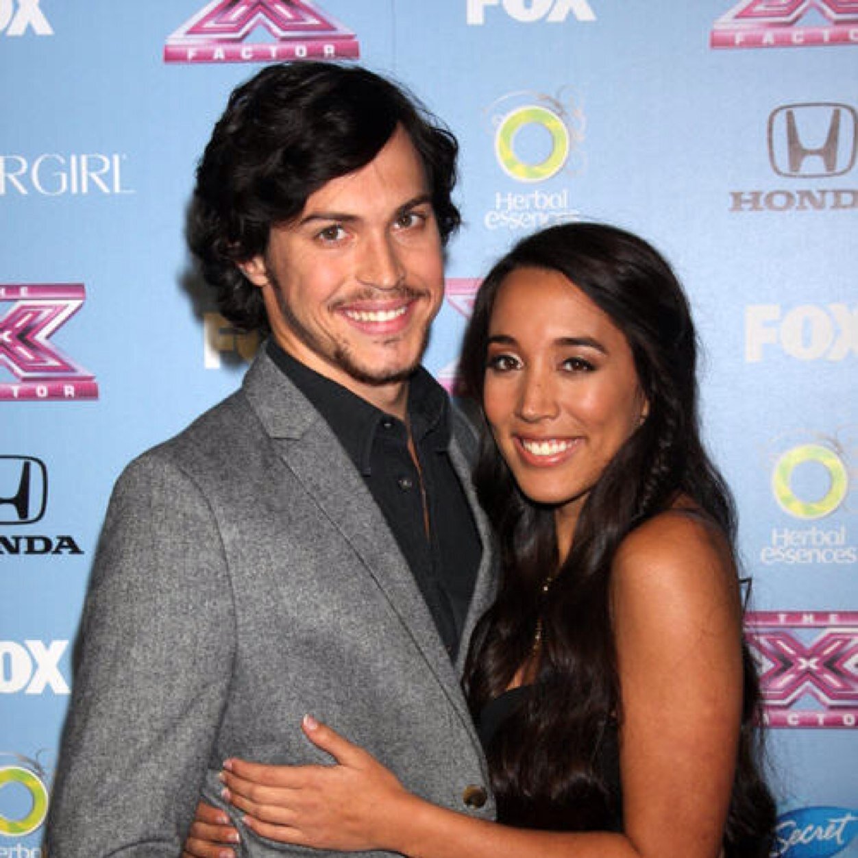 AlexandSierraNz's profile picture. deleted all my tweets and inactive.