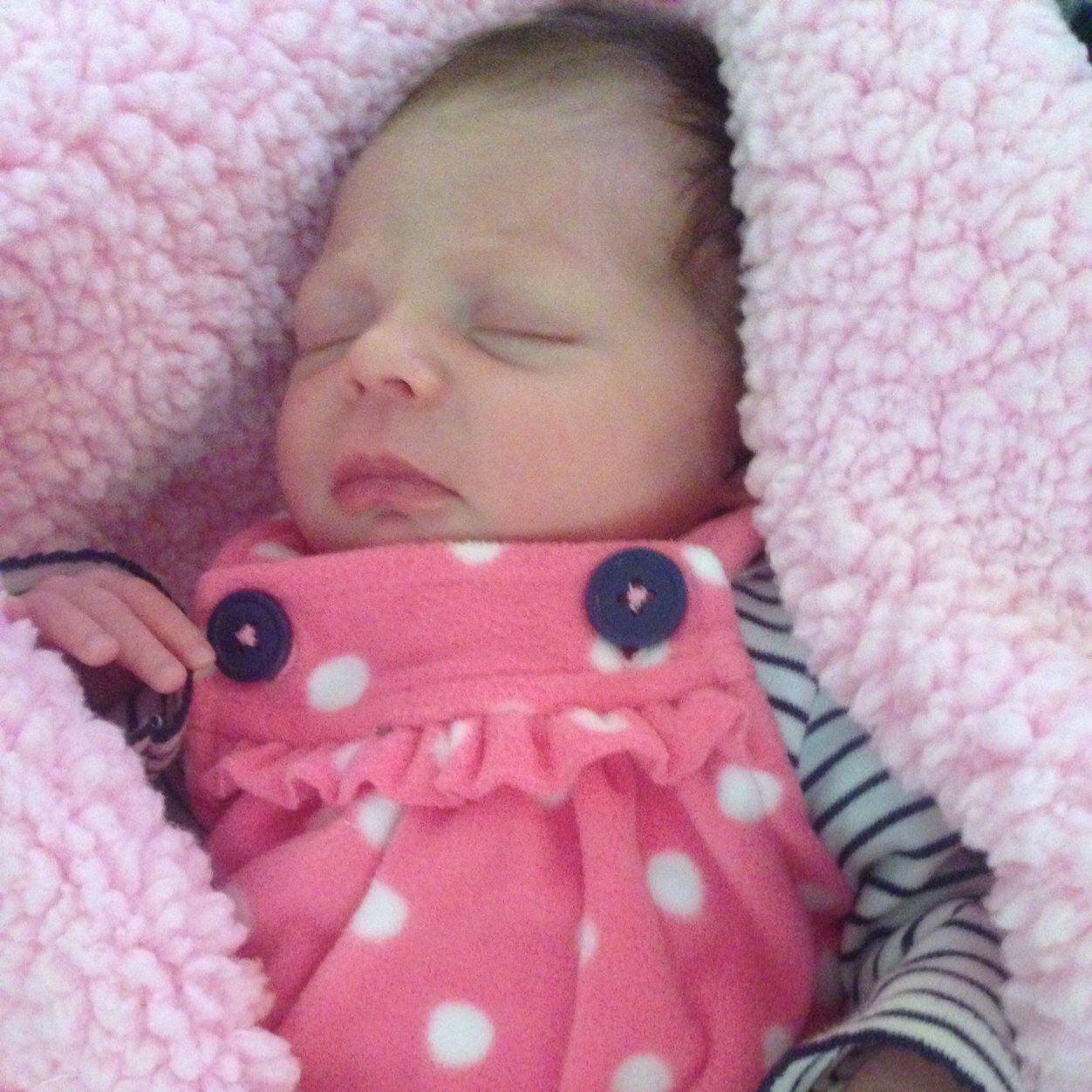 mkn15prexies9's profile picture. Well im 17, yes im a teen mom #Mommy&proud #Teambeautiful, #teamsenior , #teamfirefighter , #teamfollowback