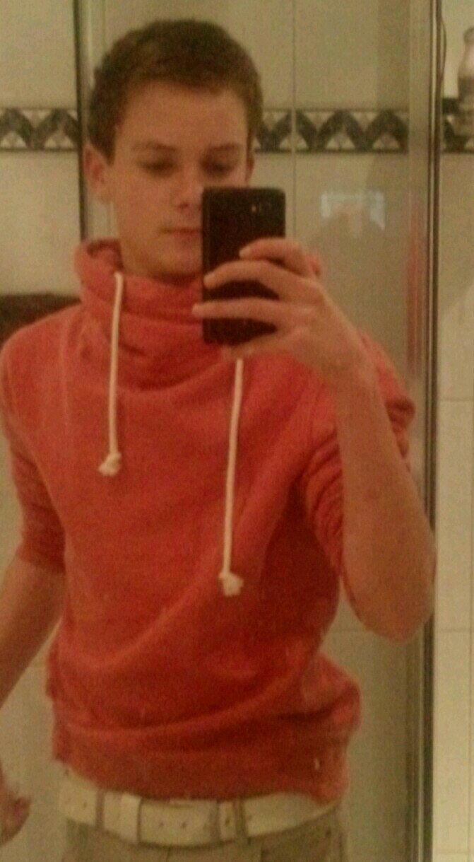 14 jaar, mavo 3 edisoncollege, C1 sck, psv eindhoven, single, snapchat; jornkbk ,insta;jorn_kbk