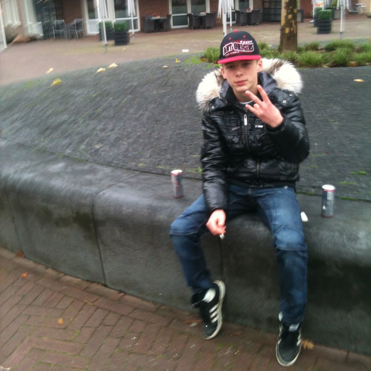 FAMILIE BOVEN ZAKEN