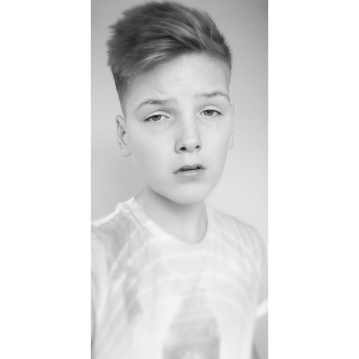 ShayeQ_123's profile picture. Welsh boy! Love my football (Chelsea FC) Katherine Jenkins is just perfect! 3 Tweets on my daily life! Follows returned - Instagram @TypicalShaye.