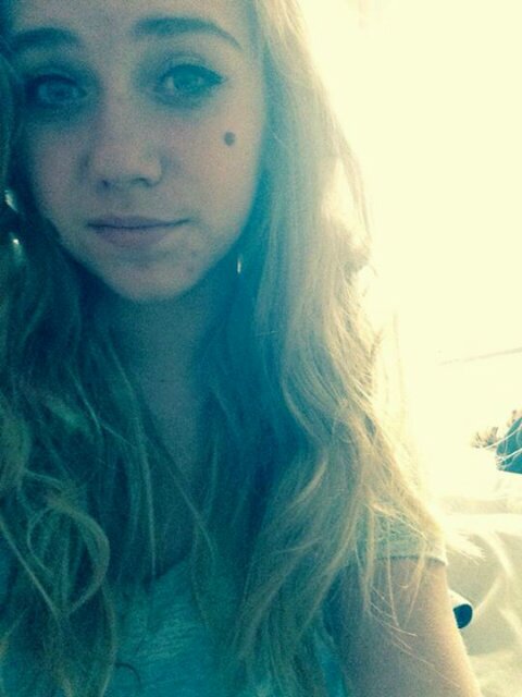 hannnahlouuu's profile picture. follow and I'll follow back 
25B7FA80