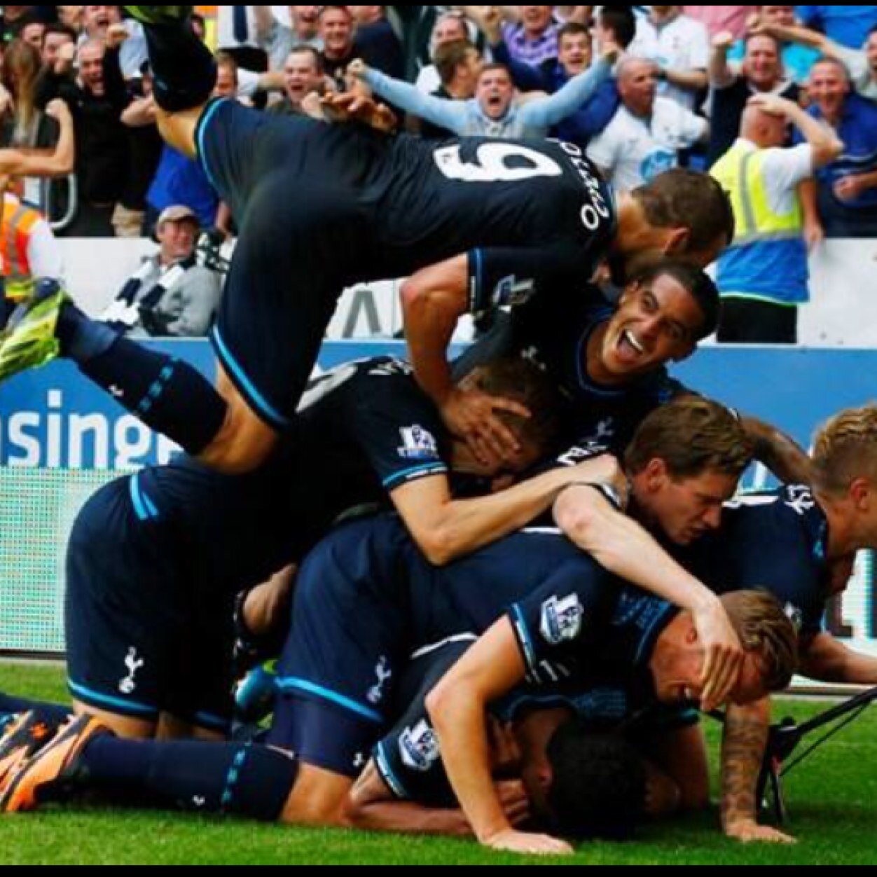 ABurnell1's profile picture. Spurs fan from Sheffield/London. Account for all things #THFC! Including discussions, my own opinions and general support for the Lillywhites! #COYS