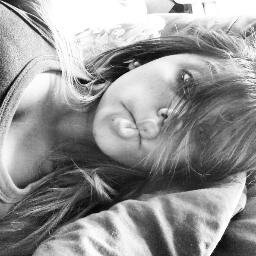 Meu ídolo , minha inspiração , meu orgulho @justinbieber http://t.co/59AFxNWQtn