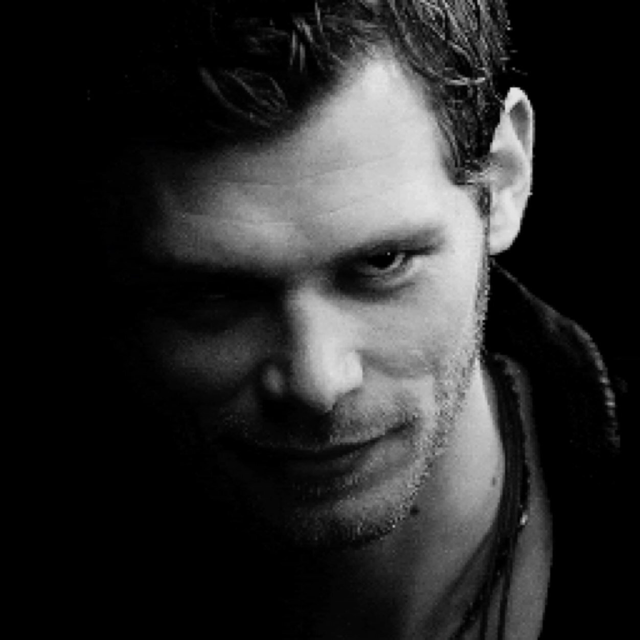 DreadfulBullet's profile picture. I was born of the womb of a poisonous spell, beaten and broken and chased from the land. But I rise up above it. #Harmonic #TeenWolf #Alpha #AdoptedHale