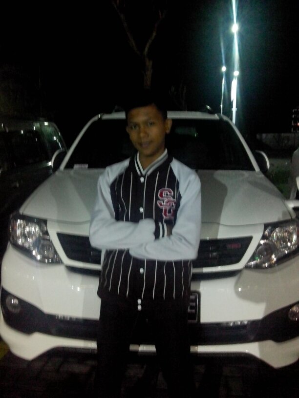 cowok biasa