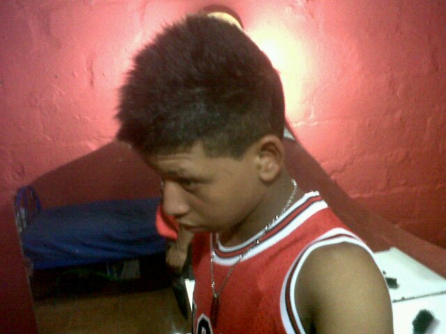 Acting, adrenaline junkie, skateborading, ice-skating, kite-surfing driving car and so much more ☺