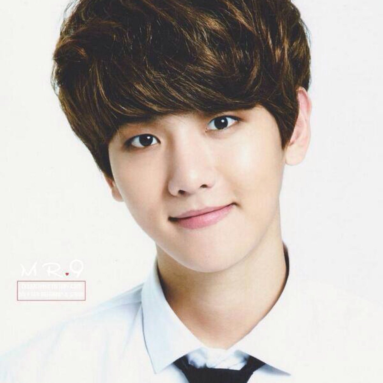 อันยองครับ ผมหมาน้อยสุดน่ารัก ประจำExo-k แบคฮยอน ผมขี้อ้อนคุยง่าย เคะสุดๆ(?) มาคุยกันสิครับแล้วจะรู้ว่าผมน่ารักแค่ไหน #ยิ้มน่ารัก^^