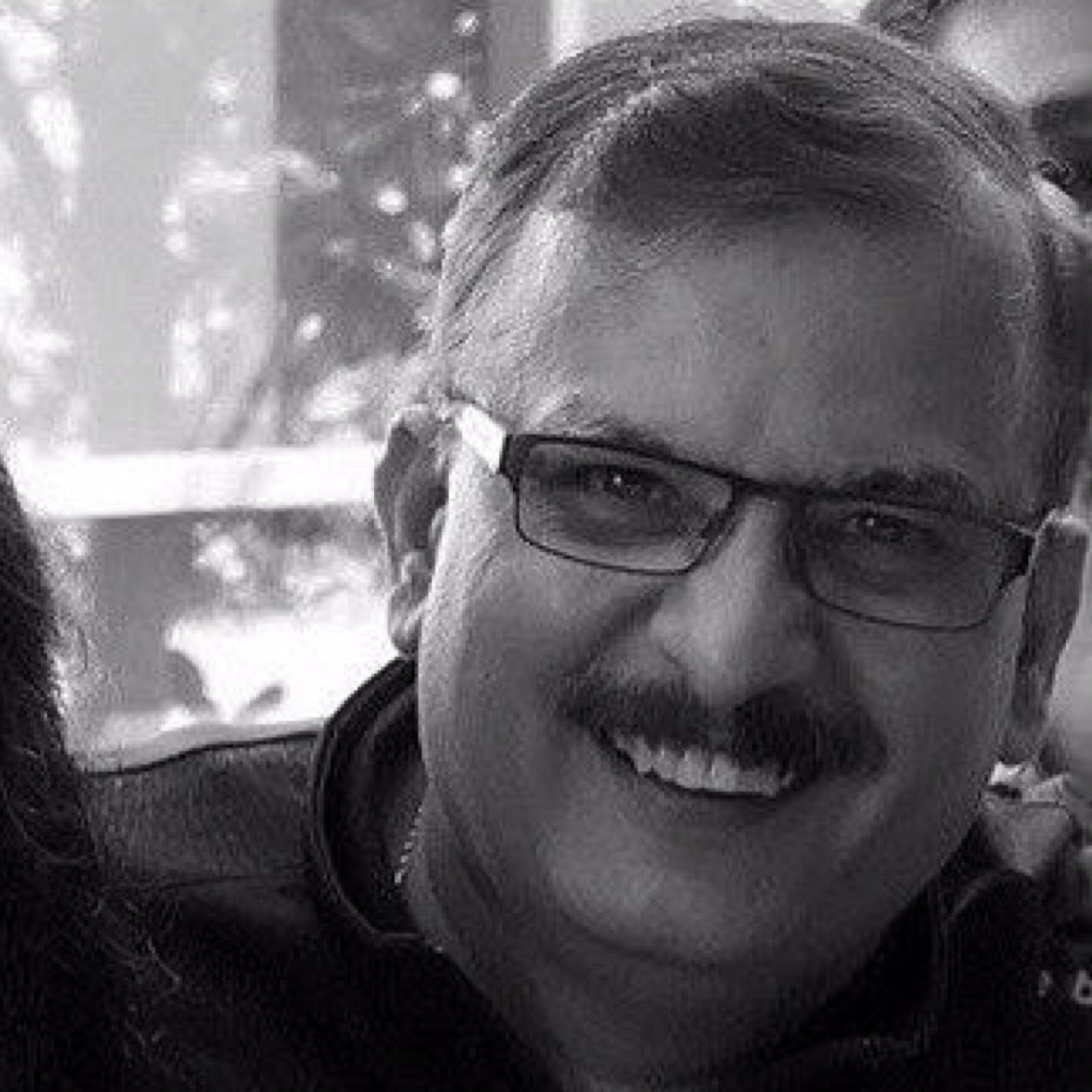 Serial Enterpreneur | Traveler | Blogger | Tea Enthusiast | Foodie | Social  Networker | Cricket Lover | Dad and much more....