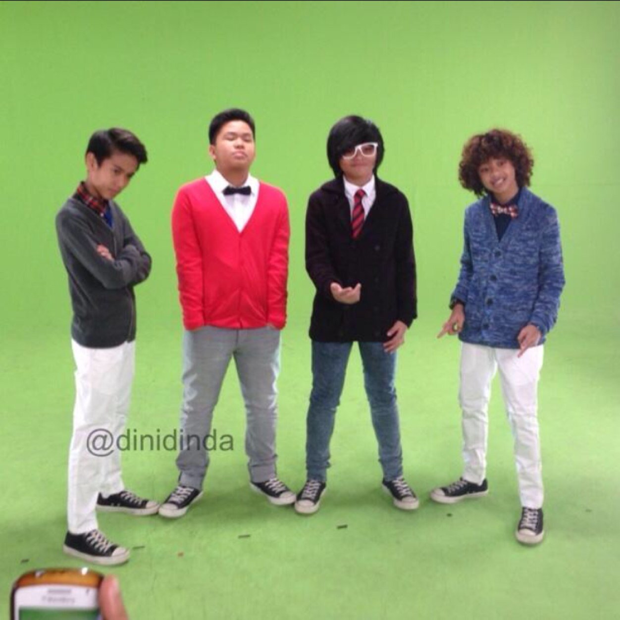 We Are Family.Always Support CJR until The End♥Goal : 1K •Cerbung?400followers•open follback?500 followers•Instagram : cjr23comate