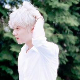 Annyeonghaseyo! i'm live in korea . :) I like singing n dancing .. i love SM ENTERTAINMENT , and I LOVE EXO . i love u all .