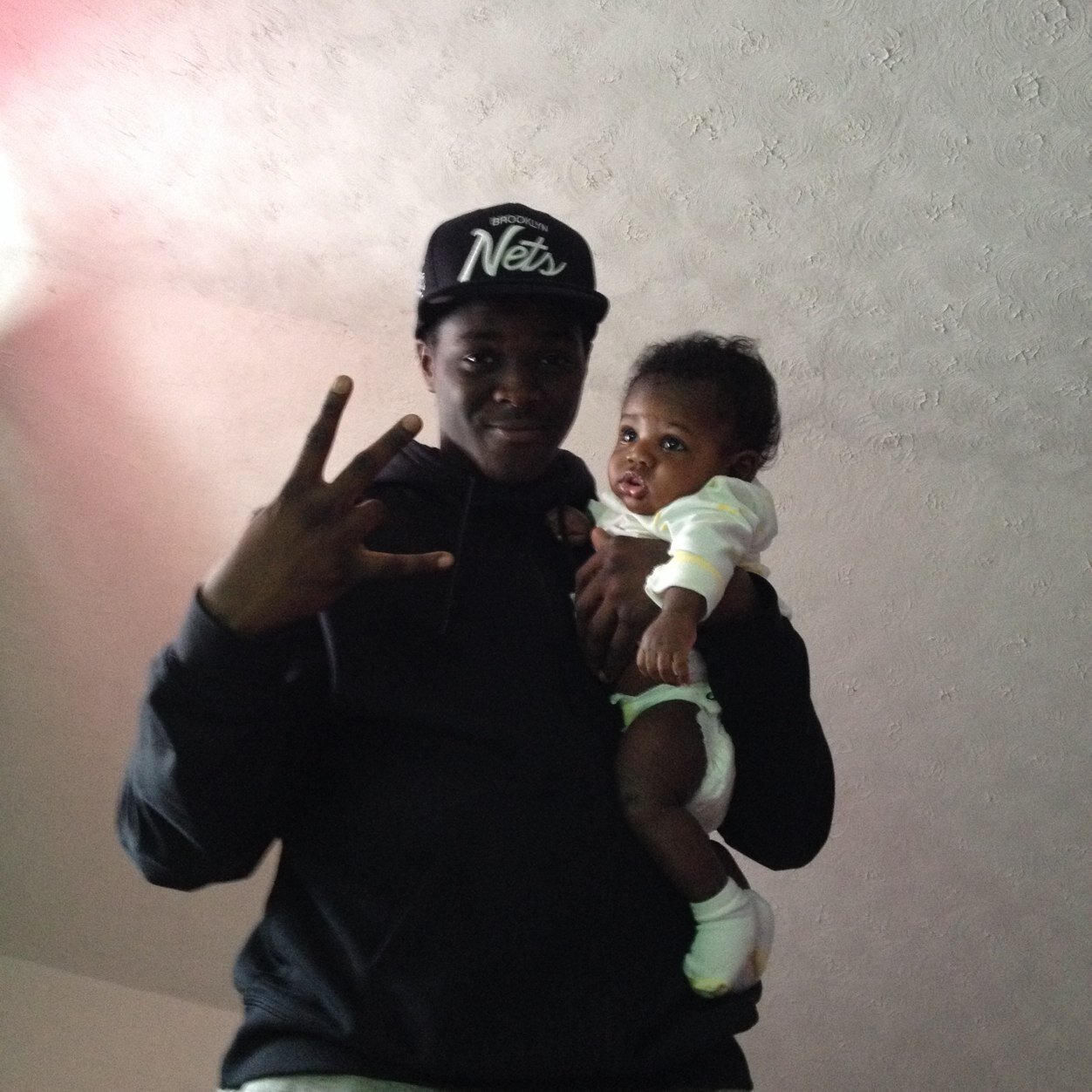 Free Lo wit a big choppa. grind to shine. sumwhere followin da money no twitter ...i love yu Baby K #JasmineHere lovin my family Team Marshall