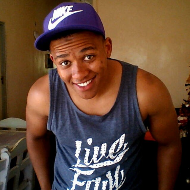 While u busy tryna fit in ... I'm busy standing OUT!!! Cause I dnt just think outside the box ... I tear it UP!! Its all about the #SnapBackNation
