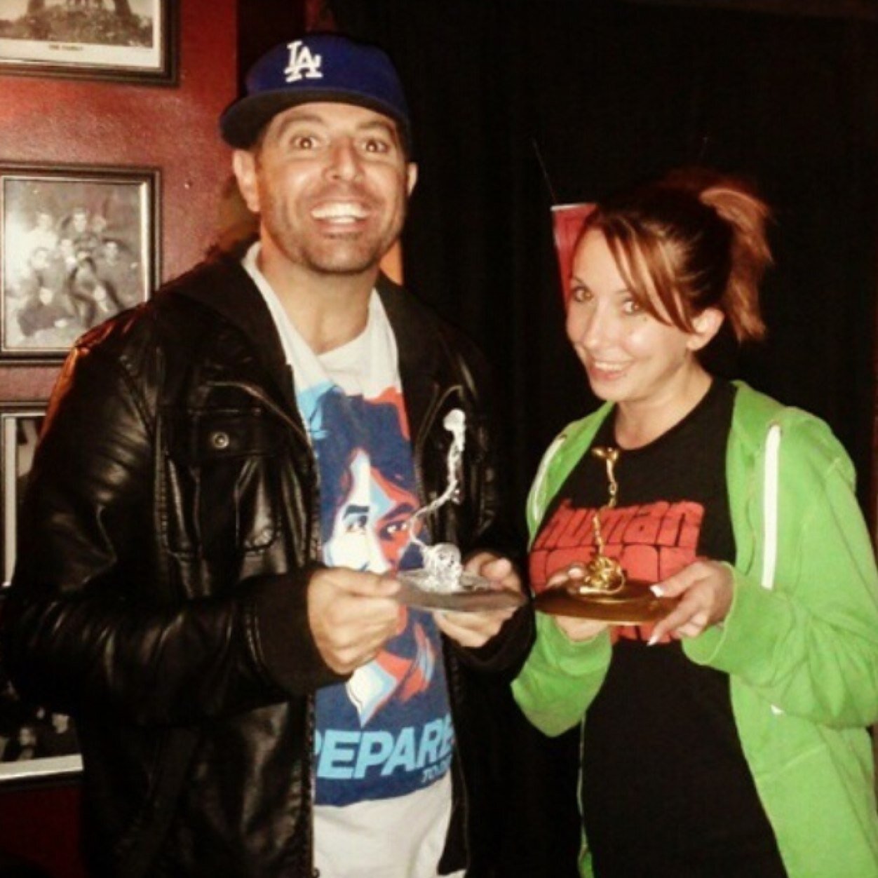 #illumiNAUGHTY are the friends & fans of The @NaughtyShow podcast. This Well Written feed is Absolutely, 100% where they Bring the Wood.
http://t.co/gLoCIoWglD
