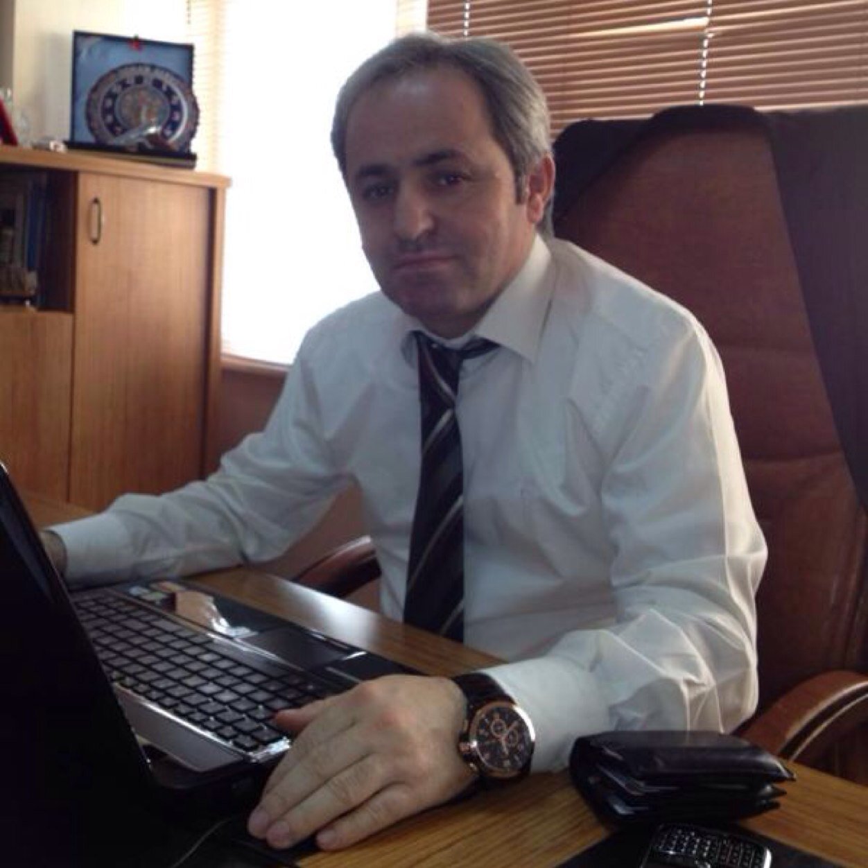 Sarıyer Esnaf ve İş Adamları Dernek Bşk/ Özel Güvenlik Uzmanı ve Bina Tesis Yönetim Bilirkişi. https://t.co/RpBwvHn3W4            https://t.co/nhyGe4ftDh