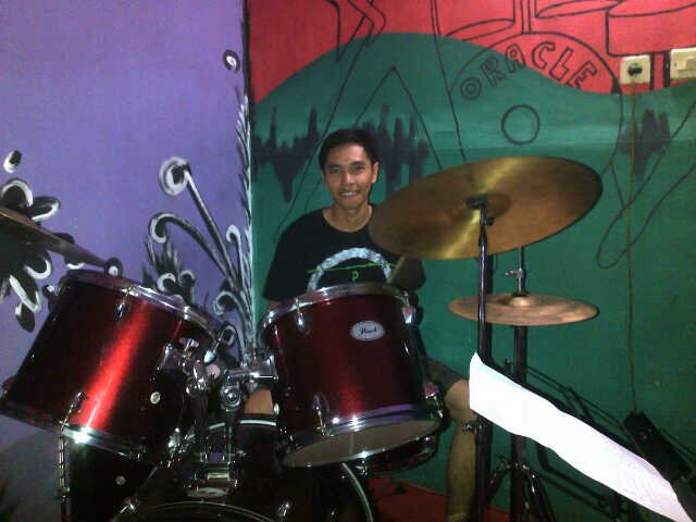 kamalkarabum's profile picture. Moslem ♠  Milanisti ♠ MCR ♠ GreenDay ♠ Rossifumi ♠ M. Irkham Shaarawy