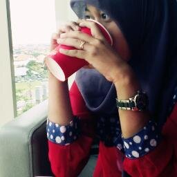 Rizcha_Arhy's profile picture. D3 Manajemen Informatika- UNESA