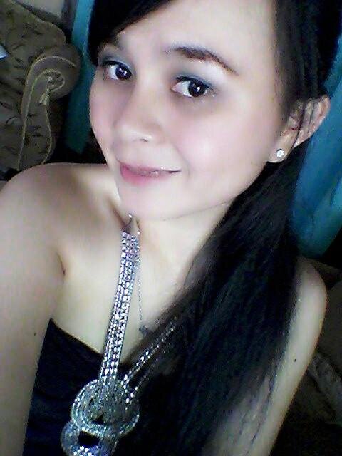 nesya09's profile picture. 