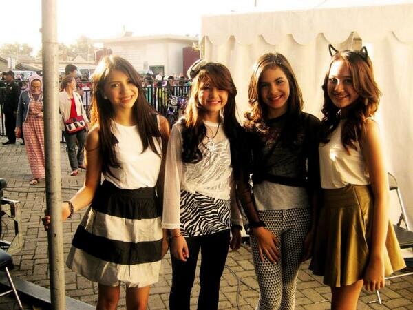 Official winxsky♥ One and only WINXS♥.Cassie,Mommia followed! No UNFOLL!♥