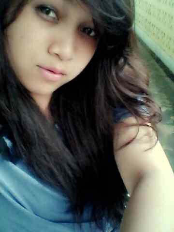 monicaaprillia1's profile picture. 