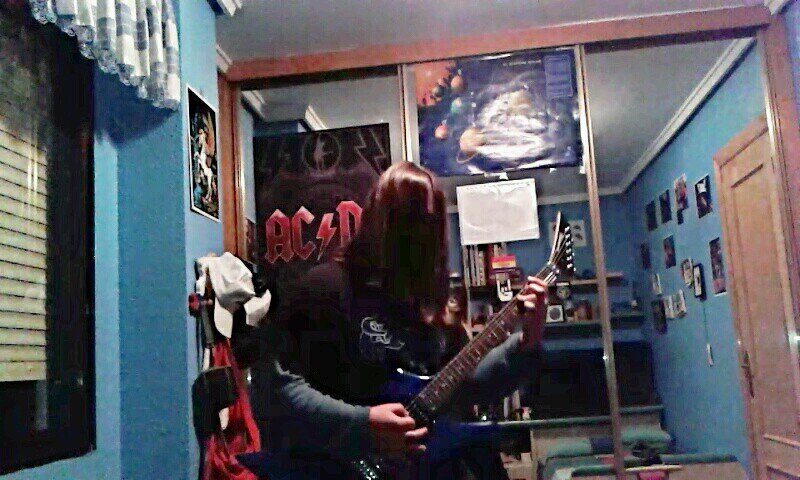 Jebi sien por sien, matando pousers in de pit. Thrash till Death