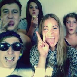 punkassnigger's profile picture. 