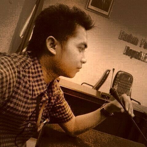 khozienmu's profile picture. 