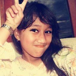 Kecil kecil jugaaa kecee;;)Singlefree☺|||follback?justMention˘⌣˘ʃƪ)||Royaleguitaris|Sisil-G:)