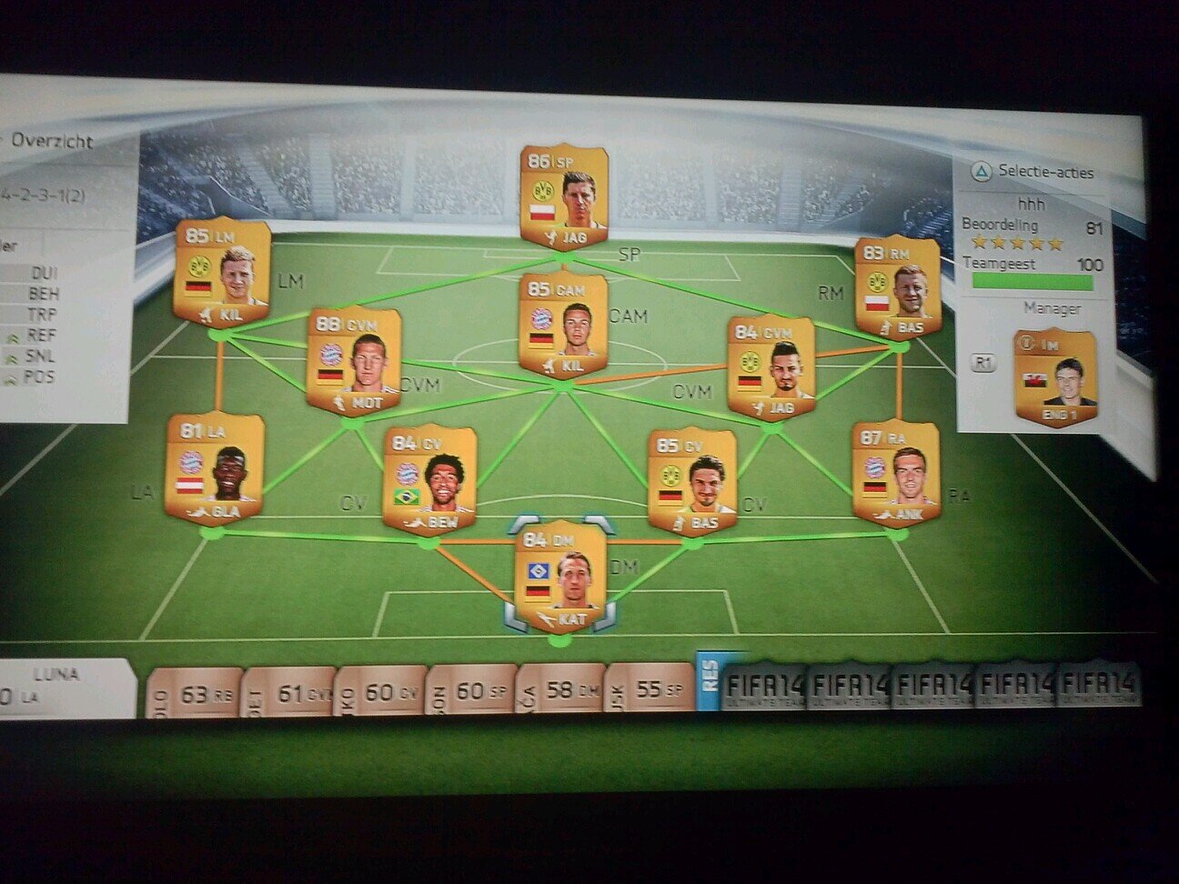 follow ons. voetbal nieuws. meestal fut ruilen of coinsverdubbelen en ook als je een bronze speler koopt win je een gouden speler.