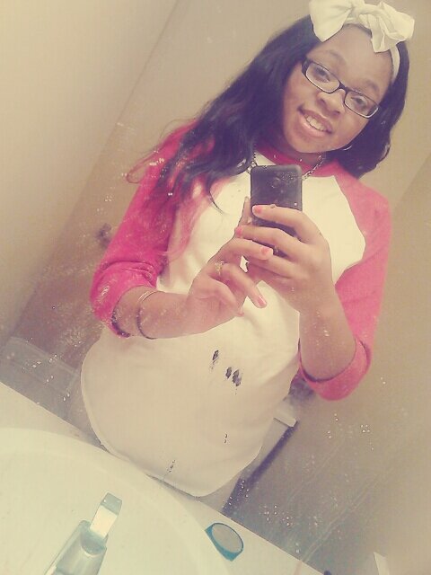 tysmokeee BOUT IT & ion give 2 FCKS bout NAN ! the BLUFF whea i be !
