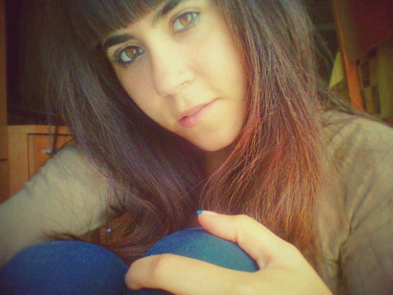 Vive,rie,ama.perdona,disfruta de la vida, se feliz porque el tiempo pasa y las oportunidades se van..