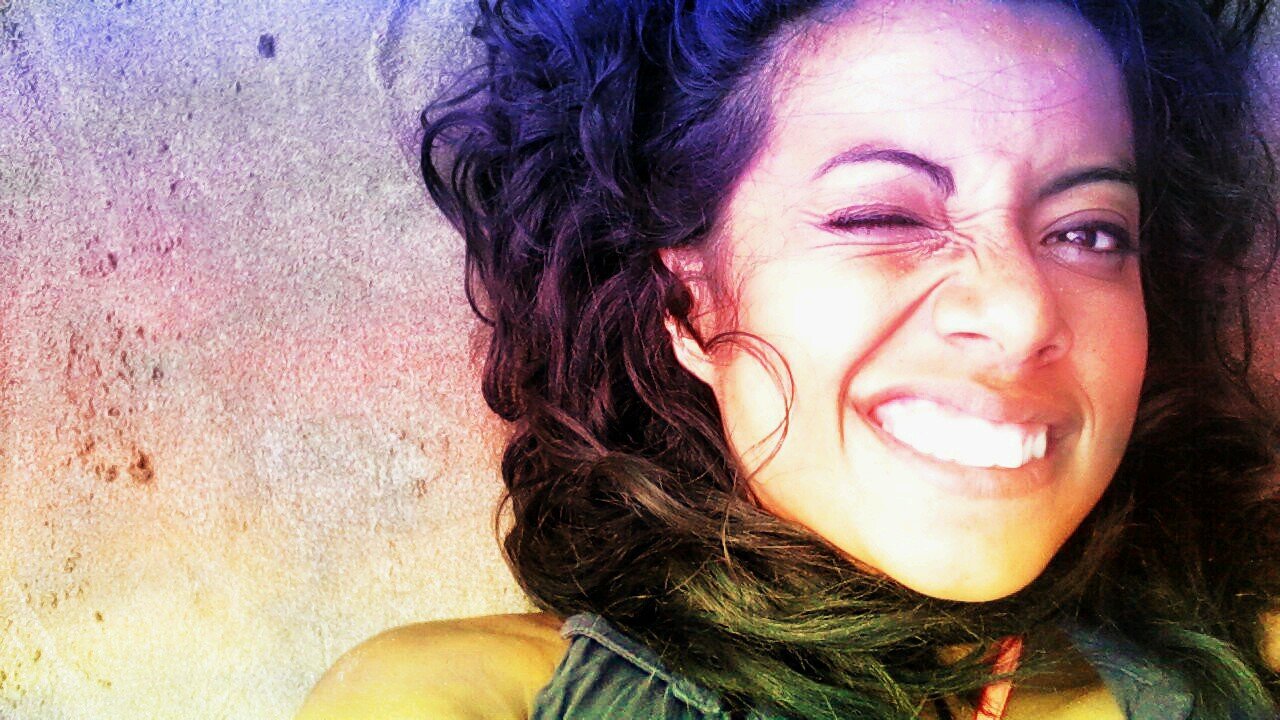 cambiar mi pedazo de mundo con sonrisas, caminando distinto