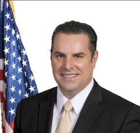 Paul Gothold Profile