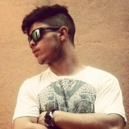 'Minha mãe me deu caráter, meu caráter trouxe meu respeito'   .Carpe Diem.